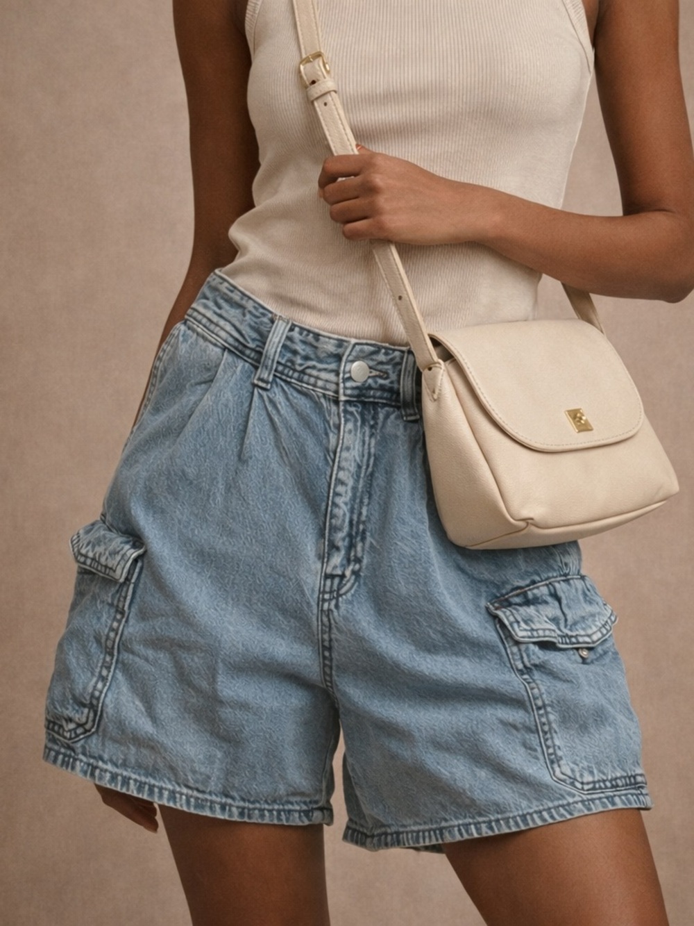 Universal Thread light blue denim label top